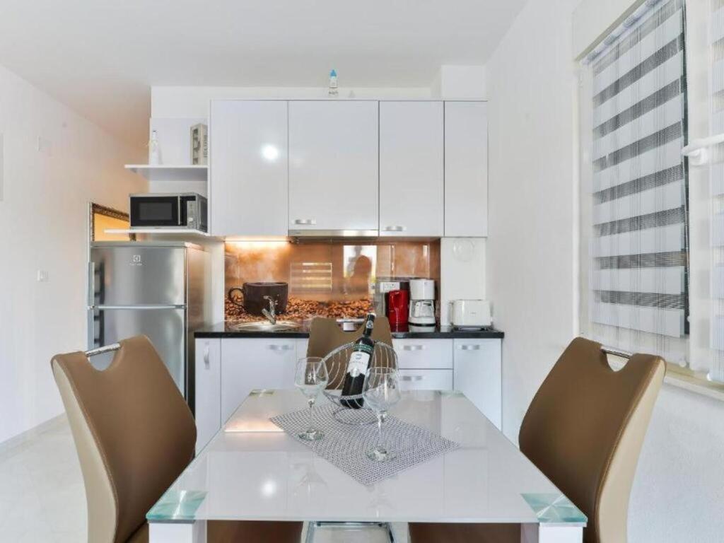 Apartmani Velic Вир Екстер'єр фото